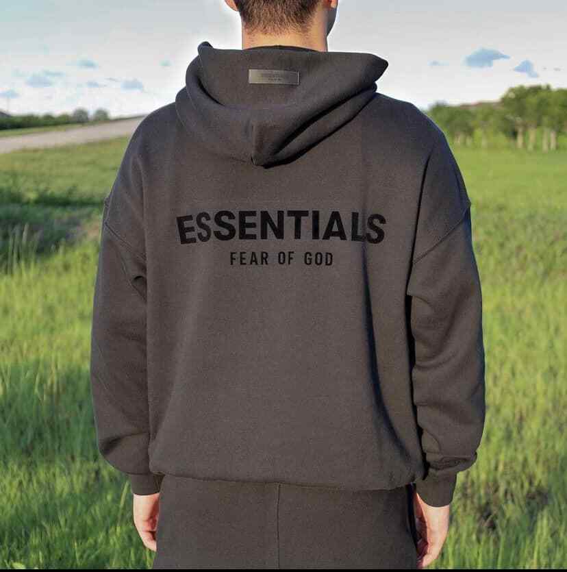 Essential Hoodies: Your Wardrobe’s Best Friend